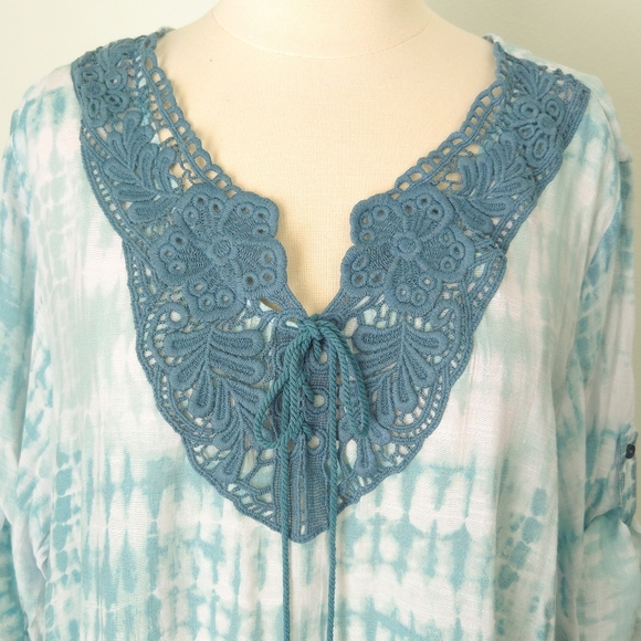 NWT Brina & Em Stitch Fix Green Tie Dye Lace Boho Peasant Top- Plus Size - Picture 3 of 6